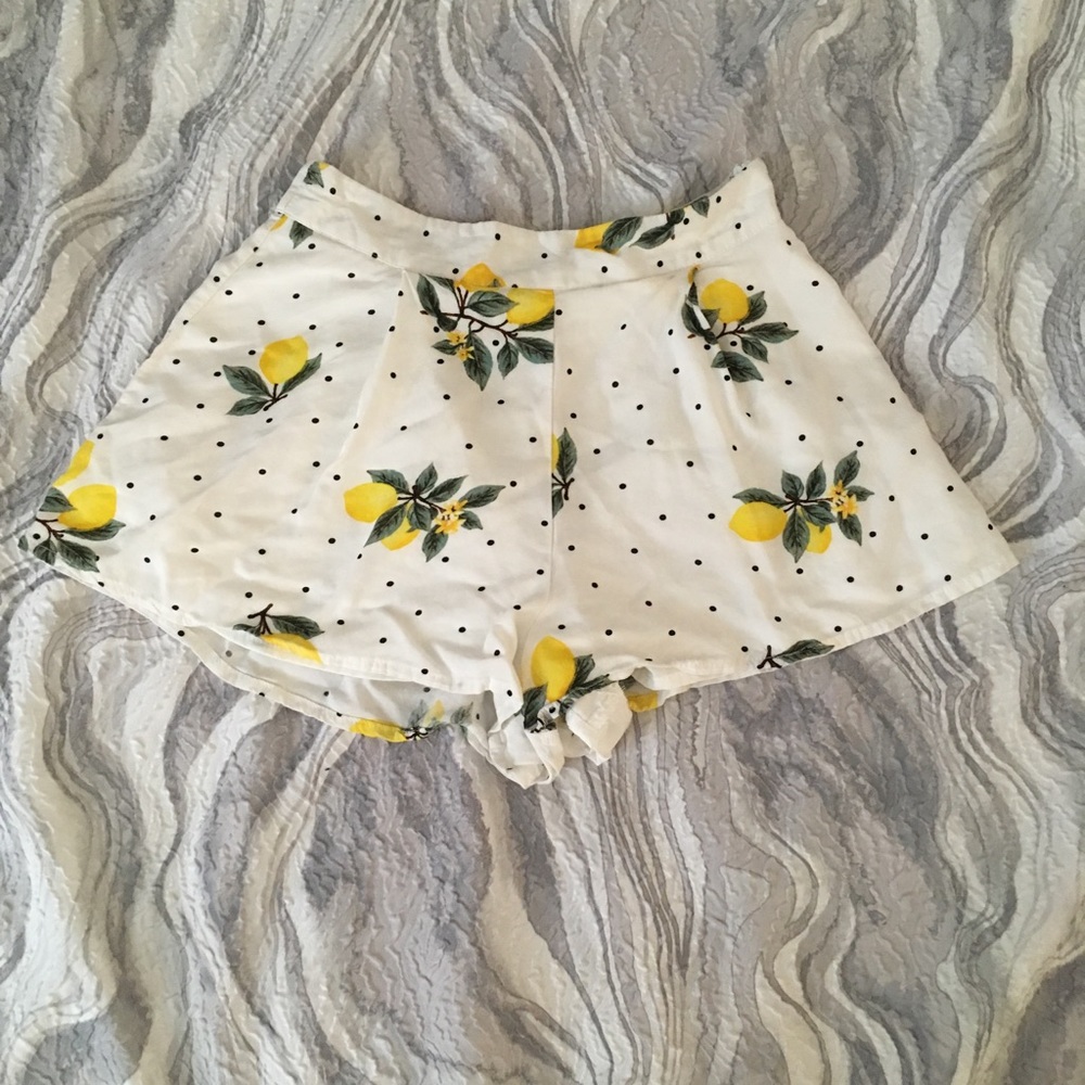 Super Cute and Trendy Lemon Shorts